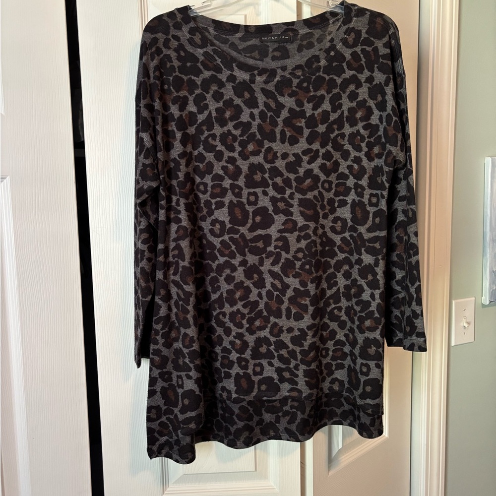 Nally & Millie Black and Brown Leopard Print Tunic